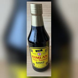 金蘭醬油(KIMLAN)のボトル
